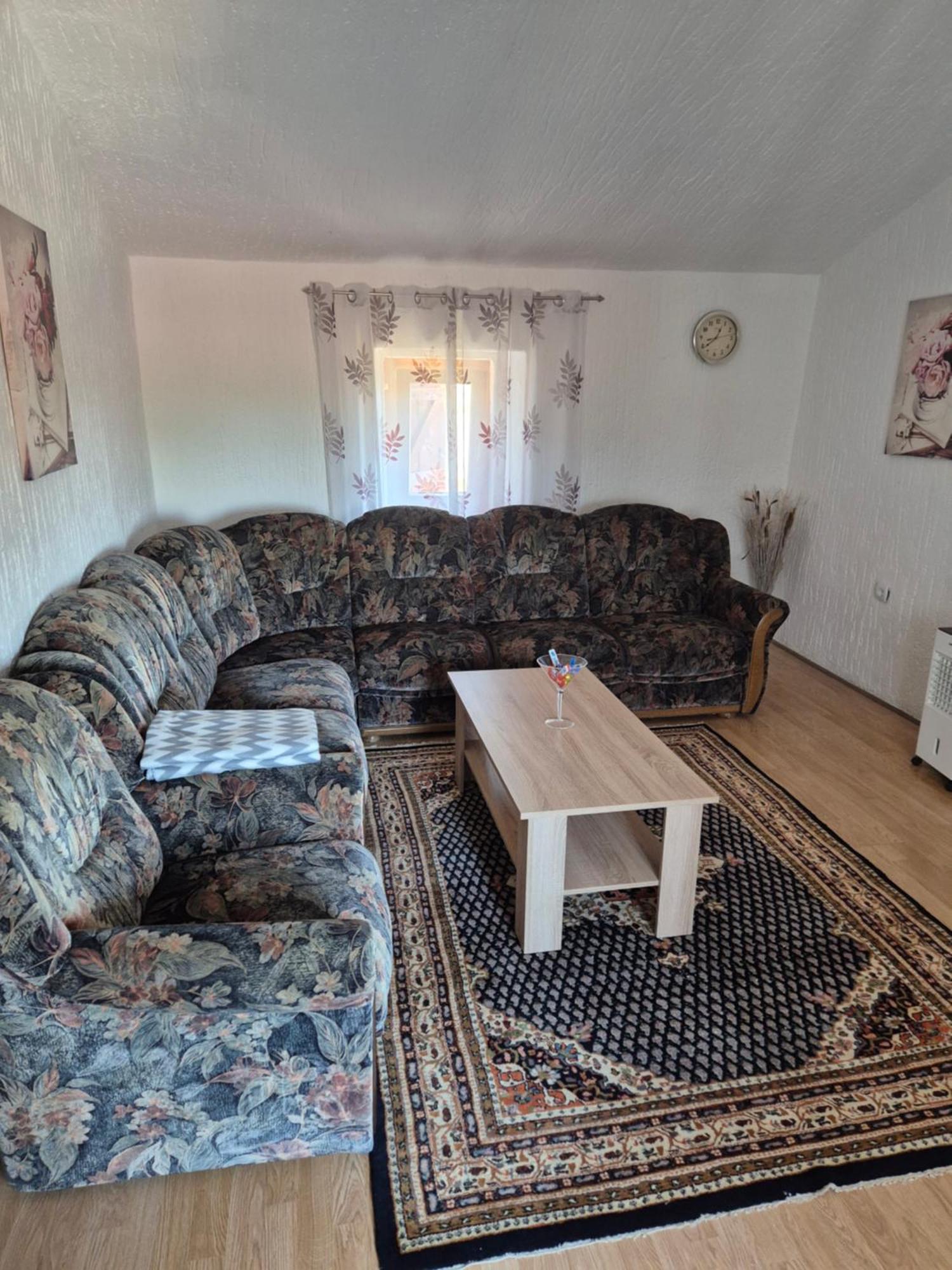 Apartman Nena Cepljani Eksteriør bilde
